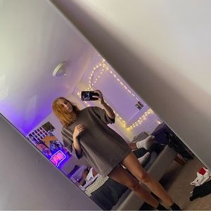 Grayish brown thick tshirt